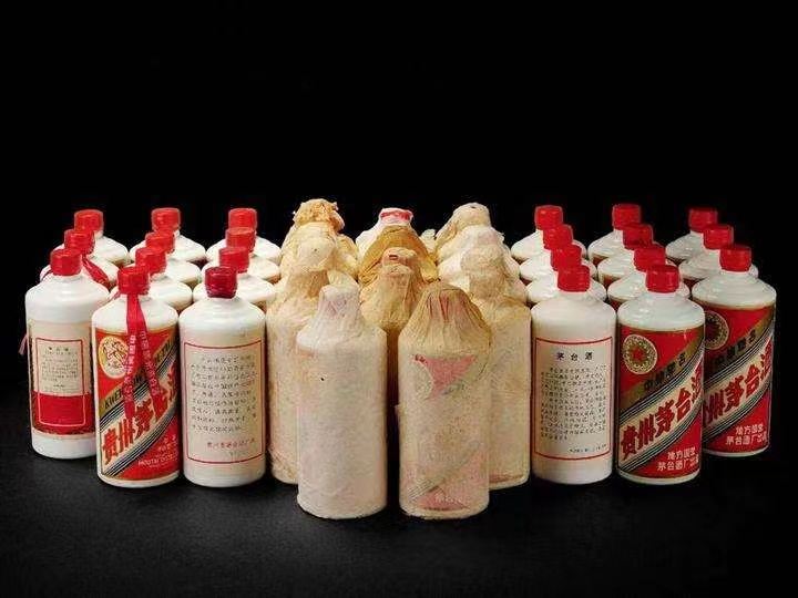 万安日照岚山回收酒价格哪里回收(附近上门回收茅台酒）?